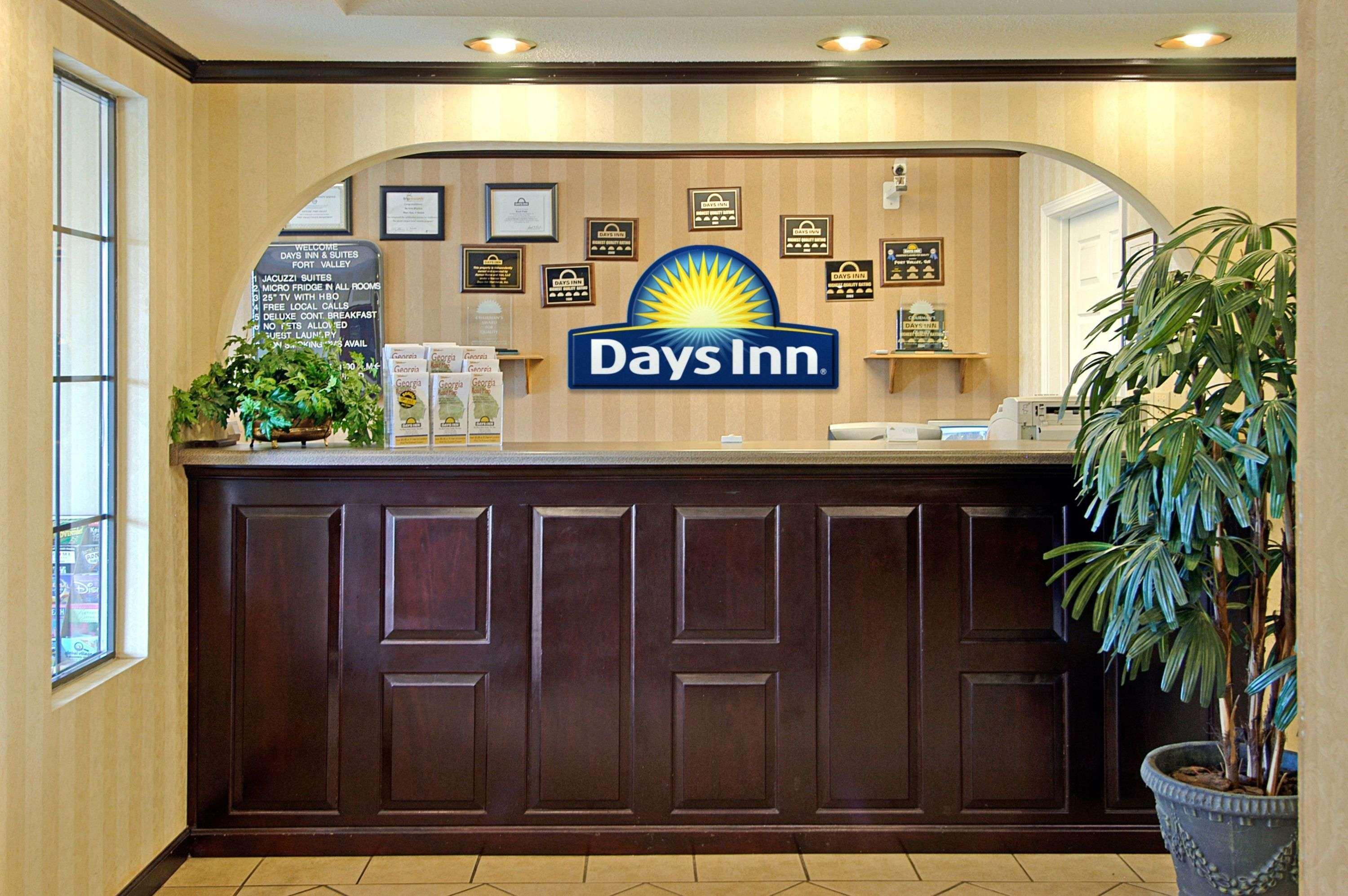Days Inn & Suites By Wyndham Fort Valley Eksteriør billede
