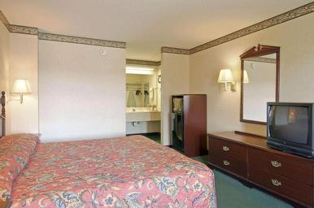 Days Inn & Suites By Wyndham Fort Valley Eksteriør billede