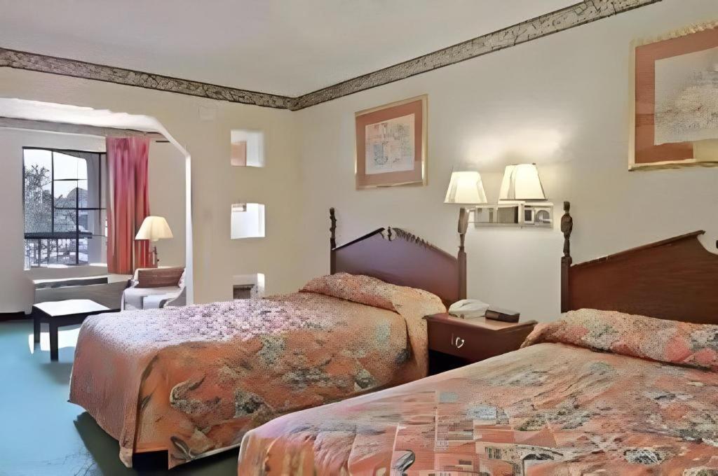 Days Inn & Suites By Wyndham Fort Valley Eksteriør billede