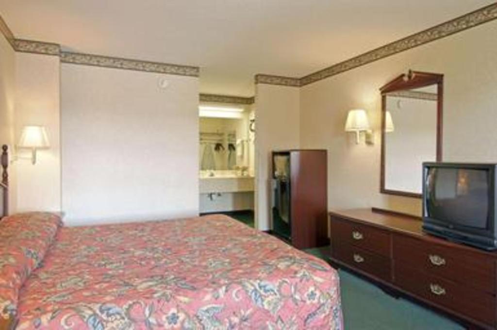 Days Inn & Suites By Wyndham Fort Valley Eksteriør billede