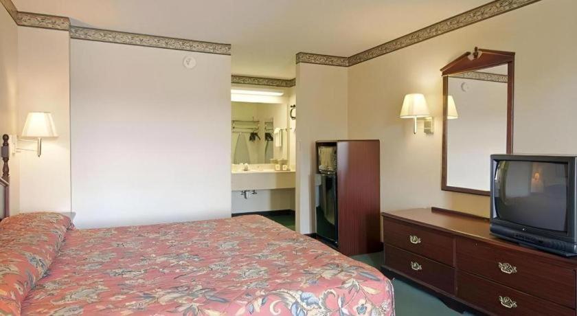 Days Inn & Suites By Wyndham Fort Valley Eksteriør billede