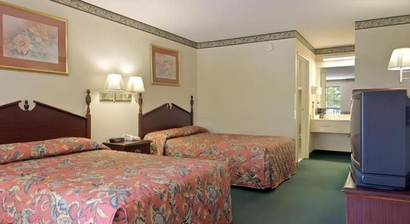 Days Inn & Suites By Wyndham Fort Valley Eksteriør billede