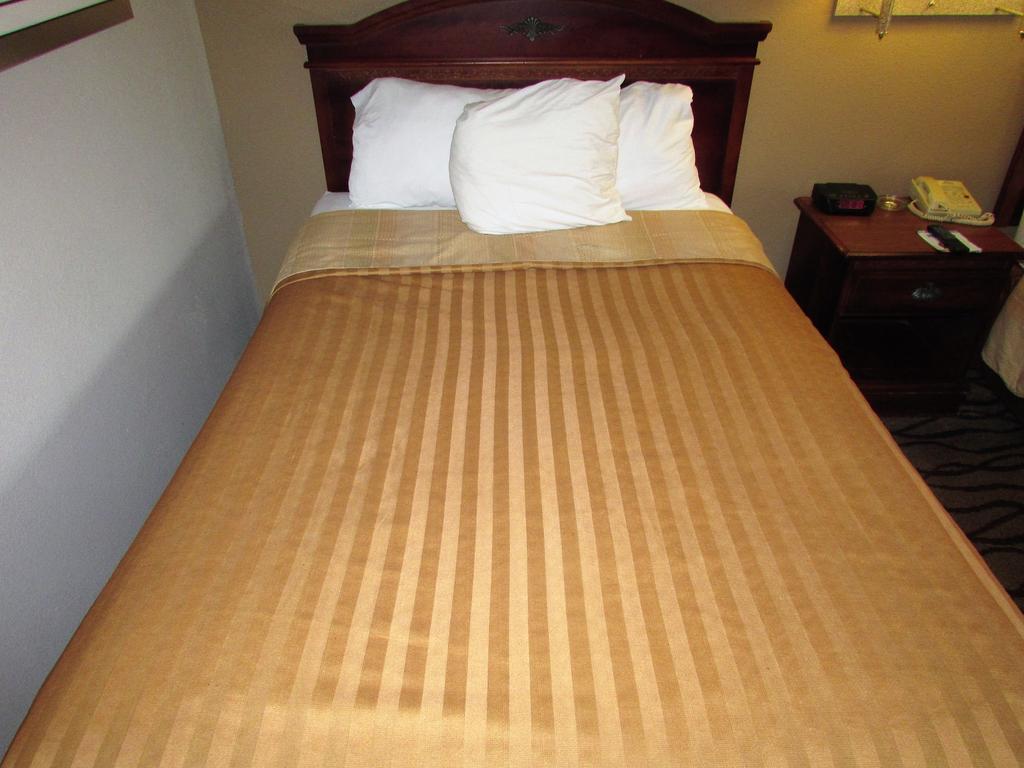 Days Inn & Suites By Wyndham Fort Valley Eksteriør billede